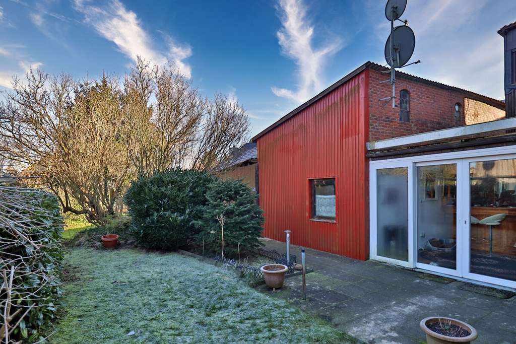 Immobilie in Groven - EFH mit ELW und voll ausgestatteter Oldtimer-Werkstatt – Wohnen & Leidenschaft unter einem Dach - Bild 2