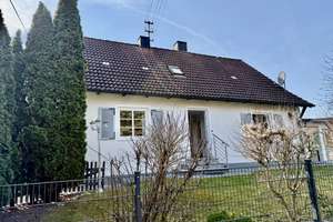 ***Haus mit Charakter sucht neue Ideen – freistehendes Einfamilienhaus mit Potenzial – Die vollständige Adresse der Immobilie erhältst du vom Anbieter., 86456 Gablingen – Vorschaubild 3