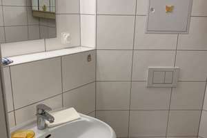 Seltene Gelegenheit! Sehr ruhiges Appartement im 1. OG mit Parkett, modernisiert in Köln-Niehl – Niehler Straße 316, 50735 Niehl, Köln – Vorschaubild 6