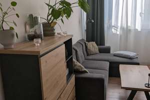 Geschmackvolle Altbauwohnung mit zwei Räumen und Einbauküche in Ulm – Ensingerstraße 33/1, 89073 Mitte, Ulm – Vorschaubild 3