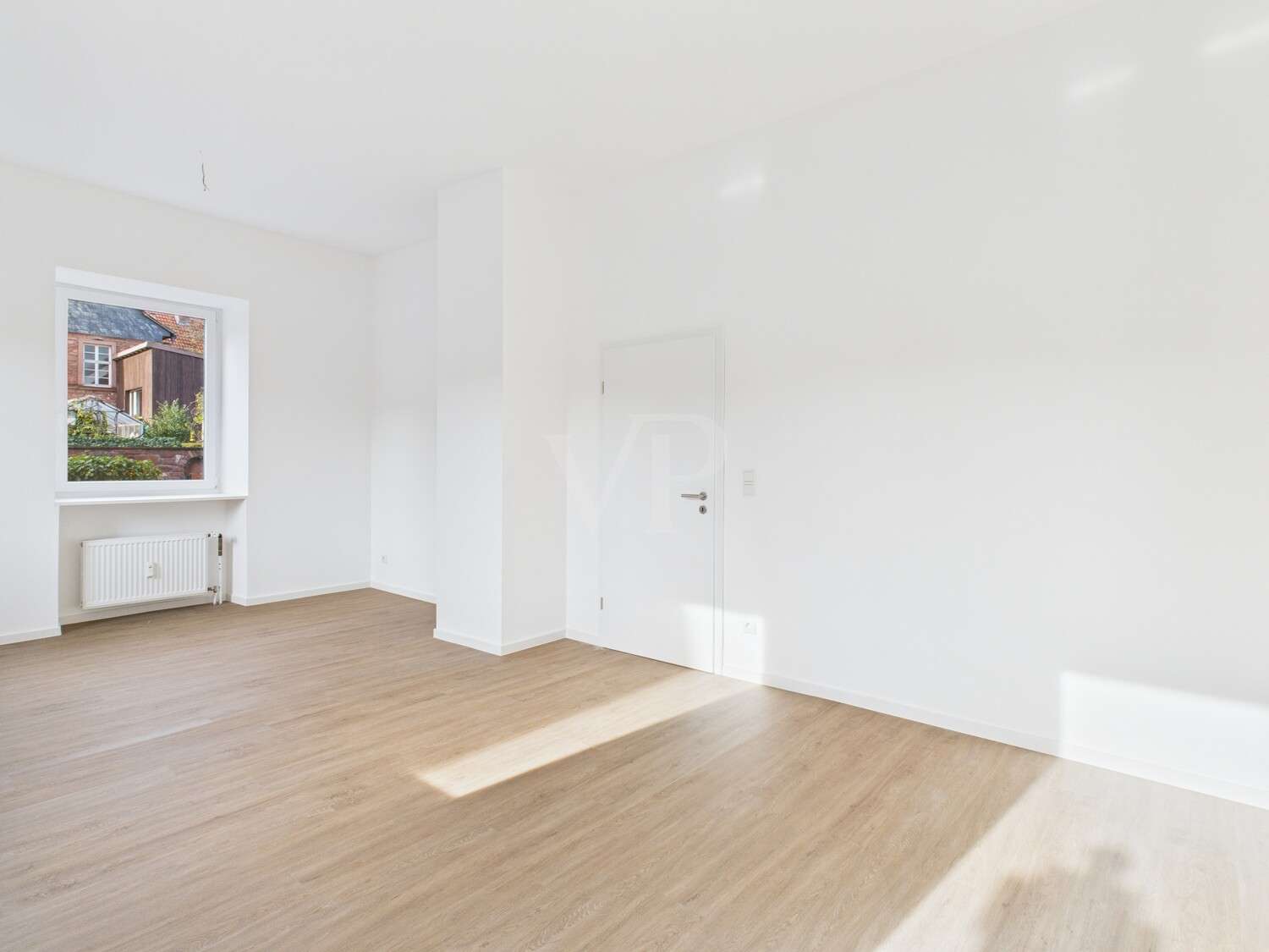 Immobilie in Amorbach - Erstbezug nach Kernsanierung: Stilvolles Zuhause in historischem Gebäude - Bild 2