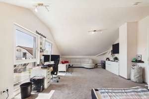 - Wohntraum - KfW-70-Haus mit Kamin, PV-Anlage und 927 m² Grundstück in Ruhiger Lage von Echzell – Die vollständige Adresse der Immobilie erhältst du vom Anbieter., 61209 Echzell – Vorschaubild 20