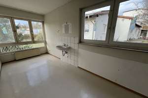 Sehr großzügiges Wohnhaus in ruhiger Lage mit viel Aussicht – Die vollständige Adresse der Immobilie erhältst du vom Anbieter., 97999 Igersheim – Vorschaubild 85