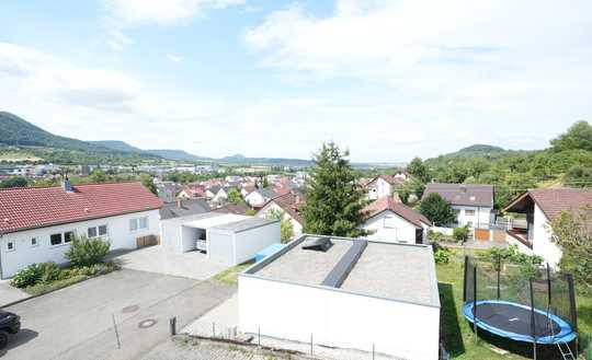 Schöner Wohnen! Ein- oder Vierfamilienhaus in bester Aussichtslage am Südhang in Dettingen/Erms