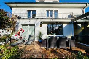 Stadtvilla in Brackenheim mit parkähnlichem Grundstück – Schloßstraße 7, 74336 Brackenheim – Vorschaubild 2