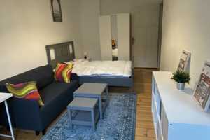 Bis Dezember 2027! Tempelhofer Feld nah mit möblierte Single-Wohnung im gepfl. Altbau für 990 Euro w – Berlin – Vorschaubild 11