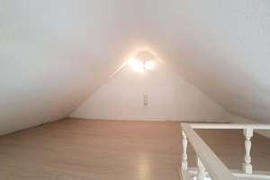Grosszügige DG-Studio-Wohnung mit Südbalkon – Händelstr. 6, 44805 Harpen/Rosenberg, Bochum – Vorschaubild 3