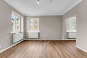 Wohnen mit Wohlfühlfaktor: neu modernisierte, lichtdurchflutete Wohnung für individuelle Wohnträume