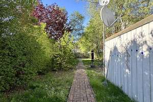 Licht Raum Leben Familienresidenz mit Garten Kamin und vollunterkellertem Raumwunder – Die vollständige Adresse der Immobilie erhältst du vom Anbieter., 13439 Märkisches Viertel, Berlin – Vorschaubild 18