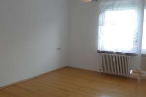 Schöne, gepflegte 2-Zimmer Dachgeschosswohnung in Reutlingen – Die vollständige Adresse der Immobilie erhältst du vom Anbieter., 72762 Reutlingen-Mitte, Reutlingen – Vorschaubild 7