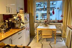 Gut geschnittene  2-Zimmer-Wohnung mit Balkon im beliebten Agnesviertel – Neusser Strasse 104, 50670 Köln – Vorschaubild 1