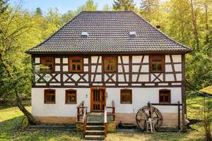 Ehemalige Mühle mit parkähnlichen Grundstück und Teich in Alleinlage von Weismain – Die vollständige Adresse der Immobilie erhältst du vom Anbieter., 96260 Weismain – Vorschaubild 1
