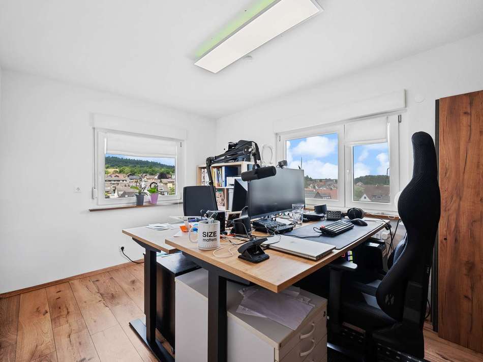 Büro / Kinderzimmer (1)