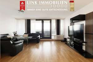 Wohnen mit Fernblick in S-Neugereut: Charmante 3,5-Zimmer-Wohnung mit drei Loggien