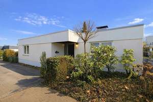 METZ IMMOBILIEN - Viel Platz für Familienleben und neue Wohnideen – 60439 Niederursel, Frankfurt am Main – Vorschaubild 2