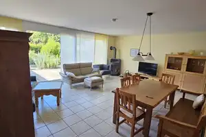 Modernes, helles Reiheneckhaus mit Terrasse & EBK in Böblingen – stilvoll wohnen mit Wohlfühlfaktor! – Böblingen (Kreis) – Vorschaubild 6