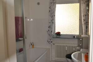 Großzügige, helle 3-Zimmer-Wohnung mit großem Balkon und schönem Blick ins Grüne – 60431 Eschersheim, Frankfurt am Main – Vorschaubild 8