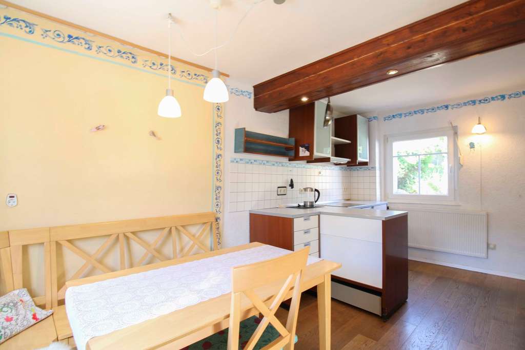 Immobilie in Ehringshausen - Sofort wohlfühlen: 4-Zi.-EFH mit Garten inkl. Schuppen in Niederlemp - Bild 1