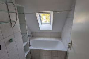 Wohnen mit Charakter: 3-Zimmer-Wohnung in Bochum – Knappenstraße 22, 44799 Wiemelhausen, Bochum – Vorschaubild 8