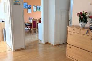 Gepflegte 3-Zimmer Wohnung im 3. OG mit Balkon in Köln-Weidenpesch