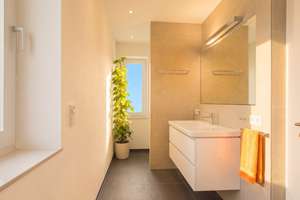 Exklusives Wohnen auf 313 m² in Alterlangen – Die vollständige Adresse der Immobilie erhältst du vom Anbieter., 91056 Heiligenloh, Erlangen – Vorschaubild 5