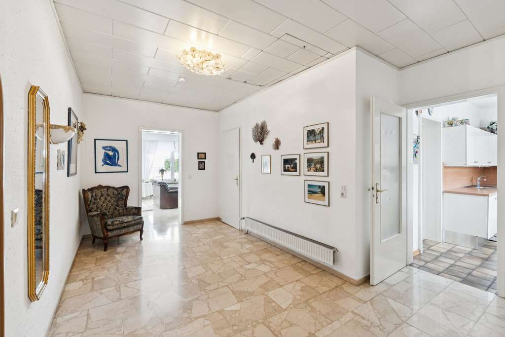 Immobilie in Auetal - Naturnah. Großzügig. Zuhause. Einfamilienhaus in Rehren am Feldrand - Bild 1