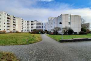 3-Zimmer Wohnung im 1. OG mit Garage in Bonn-Oberkassel – Am Weitgarten 35, 53227 Oberkassel, Bonn – Vorschaubild 3