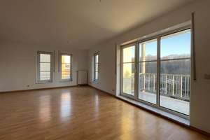 Zur Anlage mit Potential für mehr - Küche und Bad mit Fenster, Balkon sowie Stellplatz!  – Waldblick 34, 9131 Hilbersdorf, Chemnitz – Vorschaubild 7