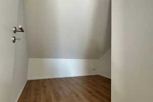 Neuwertiges Reihenmittelhaus in Crailsheim – Dammstraße 57, 74564 Schwäbisch Hall (Kreis) – Vorschaubild 16