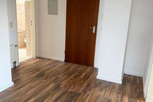 Helle 3,5 Zi. Whg. mit Dusche u. Badewanne, DG, Aufzug – Werner Hellweg 52, 44803 Laer, Bochum – Vorschaubild 4