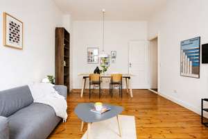 Design trifft Altbaucharme - Helle 2-Zimmer-Altbauwohnung | Samariterkiez | Provisionsfrei – Die vollständige Adresse der Immobilie erhältst du vom Anbieter., 10247 Friedrichshain, Berlin – Vorschaubild 2