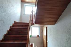 Großes Zweifamilienhaus mit Doppelgarage, Garten und großem DG – Dresdener Straße 2, 86842 Türkheim – Vorschaubild 2