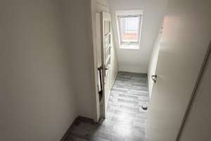 Dachgeschoss Wohnung - Warmmiete inklusive Strom  – Weisenauer Straße 52, 65428 Rüsselsheim am Main – Vorschaubild 5