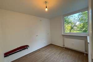 Schöne 3-Zimmer-Wohnung in zentraler Lage von Neuperlach – Karl-Marx-Ring 120, 81737 Neuperlach, München – Vorschaubild 5