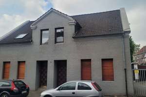 Zweifamilienhaus mit Werkstatt, Kühlraum, 9 Garagen, Carport und Freifläche – Die vollständige Adresse der Immobilie erhältst du vom Anbieter., 45886 Ückendorf, Gelsenkirchen – Vorschaubild 12
