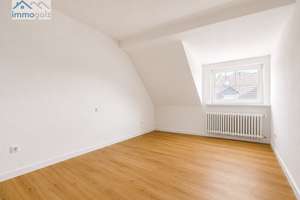 Sanierte 3,5-Zimmer Dachgeschosswohnung im beliebten Essen-Bergerhausen – Oststr. 17, 45136 Bergerhausen, Essen – Vorschaubild 2