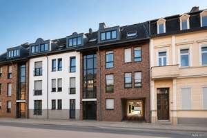 Hüls: hell & modern, 3 Zi- wunderbarer Sonnenbalkon, Garage, solide vermietet