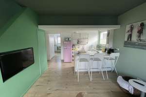 Möblierte Maisonettewohnung mit zwei Schlafzimmern, zwei Bädern und WG-Eignung in Karlsruhe – Die vollständige Adresse der Immobilie erhältst du vom Anbieter., 76199 Weiherfeld-Dammerstock, Karlsruhe – Vorschaubild 2