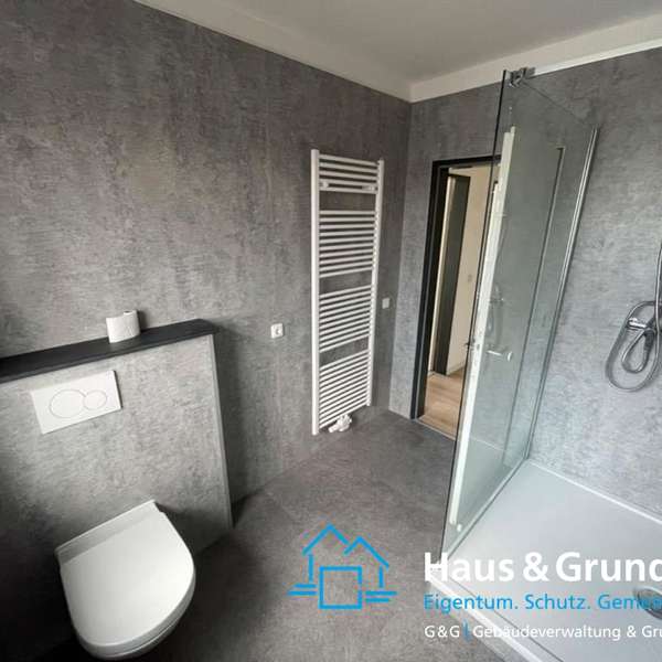 *** helle - 3-Zimmer-Wohnung - in schöner ruhiger Wohnlage mit traumhaften Ausblick ***