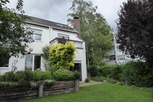 Großes  7-Zimmer-Reihenendhaus mit gehobener Innenausstattung zum Kauf in Nordenstadt – Die vollständige Adresse der Immobilie erhältst du vom Anbieter., 65205 Nordenstadt, Wiesbaden – Vorschaubild 5