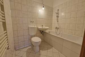 Ab 15.08.2025***Frisch renovierte 2-Zimmer-Wohnung mit Balkon und Wannenbad! – Ringstraße 19, 4209 Leipzig – Vorschaubild 7