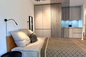 Design Studio Apartment – Erstbezug nach Sanierung – in bester Lage direkt an der Isar  – Isartalstraße 45A, 80469 Dreimühlen, München – Vorschaubild 3