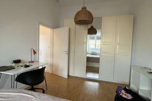 Möblierte 2-Zimmer-Dachgeschosswohnung in München-Schwabing – befristete Untervermietung – Karl-Theodor-Straße 72, 80803 Am Luitpoldpark, München – Vorschaubild 2