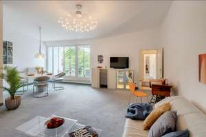 Möbliert: Ruhig gelegene 2‑Zimmer Wohnung mit geschützter Loggia – Die vollständige Adresse der Immobilie erhältst du vom Anbieter., 81547 Giesing, München – Vorschaubild 1