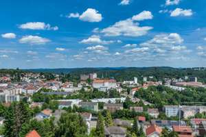 Familienfreundliche Doppelhaushälfte mit Wintergartenbalkon und Garten – mitten in Pirmasens – Die vollständige Adresse der Immobilie erhältst du vom Anbieter., 66955 Pirmasens, Pirmasens – Vorschaubild 32