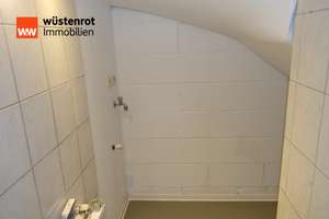 Traumhaftes Reihenmittelhaus mit Weitblick ins Erzgebirge – stilvoll renoviert und bezugsfertig – Die vollständige Adresse der Immobilie erhältst du vom Anbieter., 9405 Gornau/Erzgebirge – Vorschaubild 7