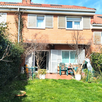 **Reihenhaus in Residencial Felipe II: Ein einzigartiges Zuhause, um das Leben zu genießen**