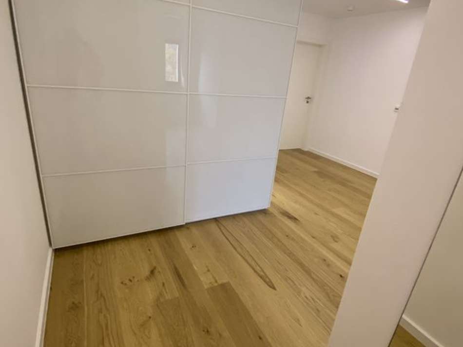 Garderobenschrank