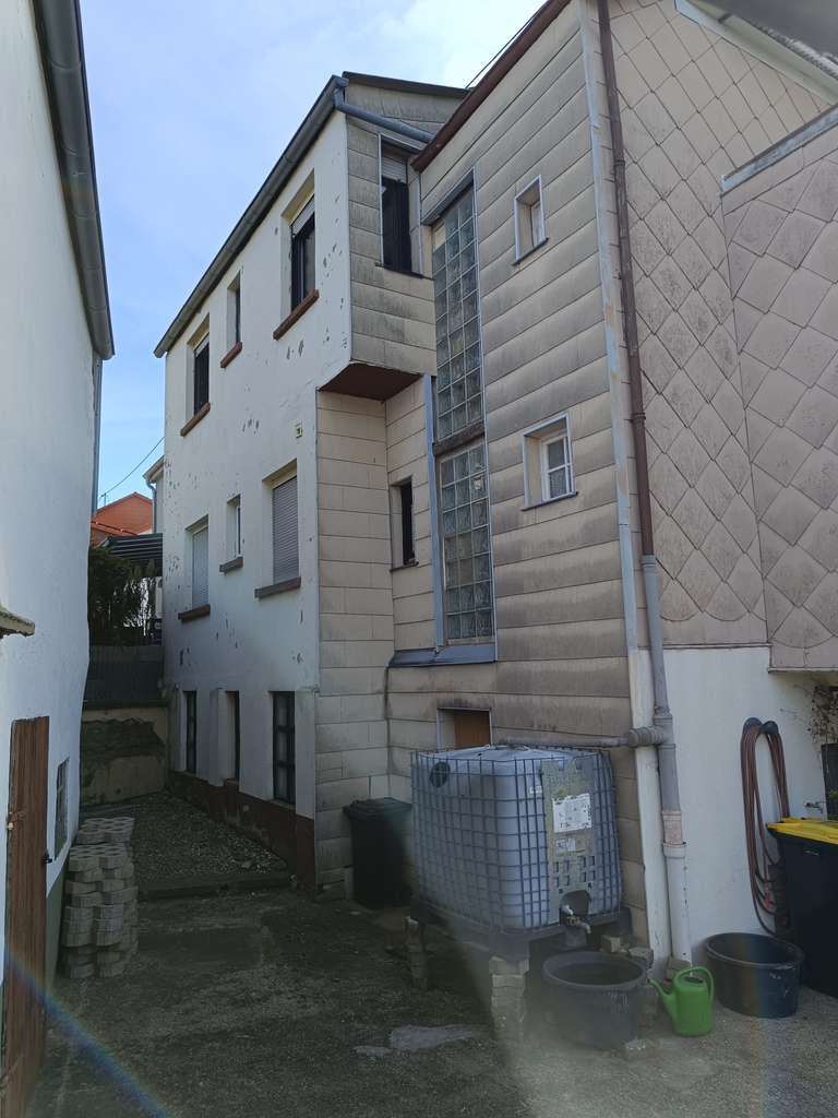 Immobilie in Neunkirchen - 3 FH mit toller Grundstücksanlage mit unterschiedlichen Nutzungsmöglichkeiten in Wiebelskirchen - Bild 1