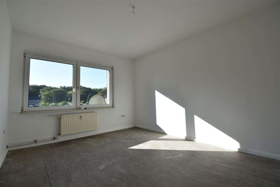 Immobilie in Voerde (Niederrhein) - Ideale Kapitalanlage! 2-Zi-Whg mit Balkon in ruhiger Lage von Voerde - Bild 1